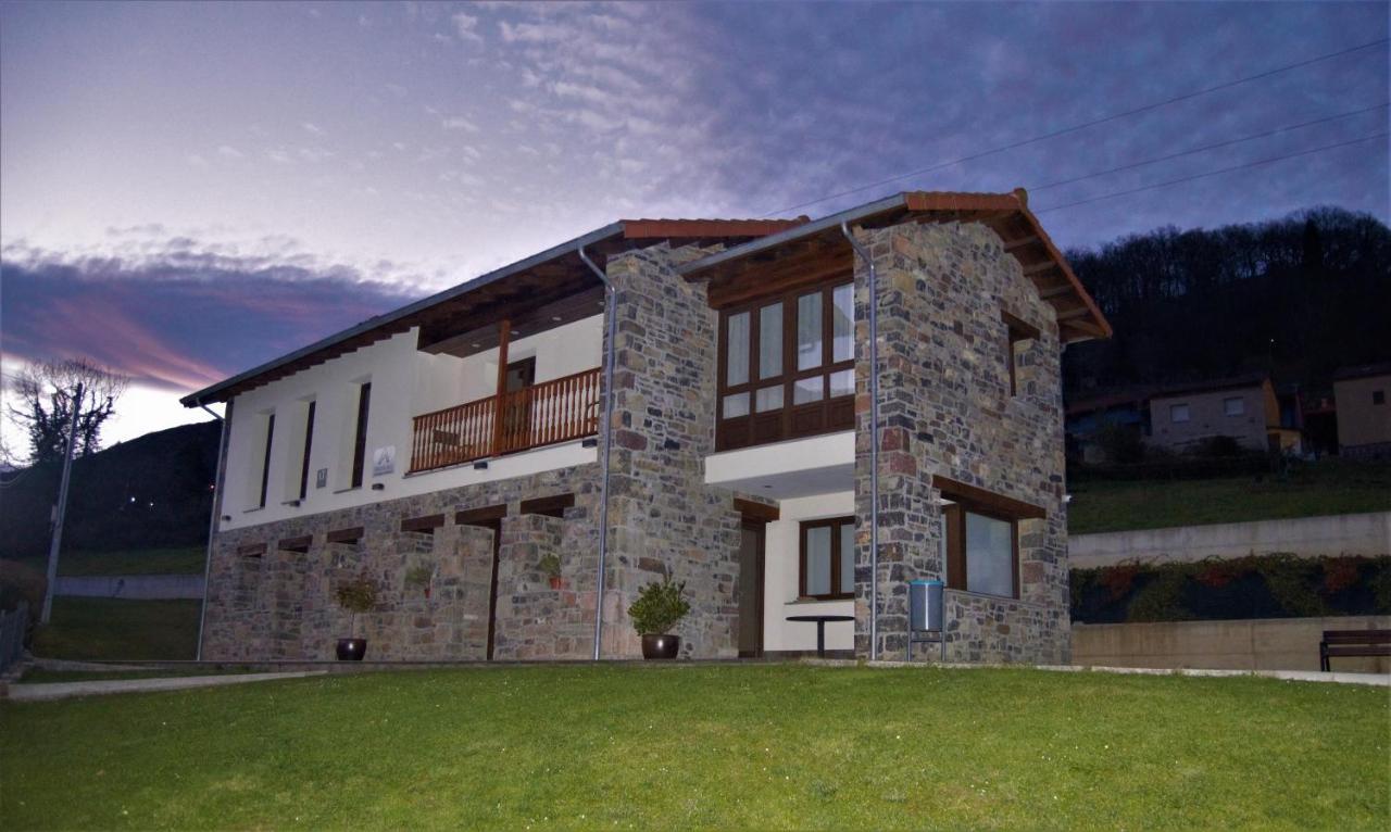 Apartamentos Rurales Penon Blanco Penerudes Exteriér fotografie